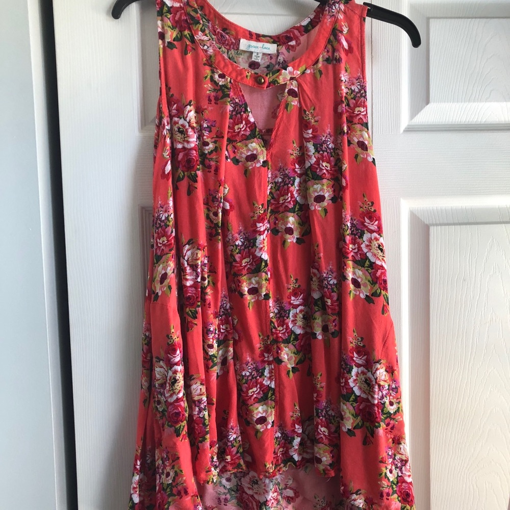 Grace & Lace Floral Tunic ~ Size Small
